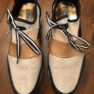 Steve Madden Sneakers